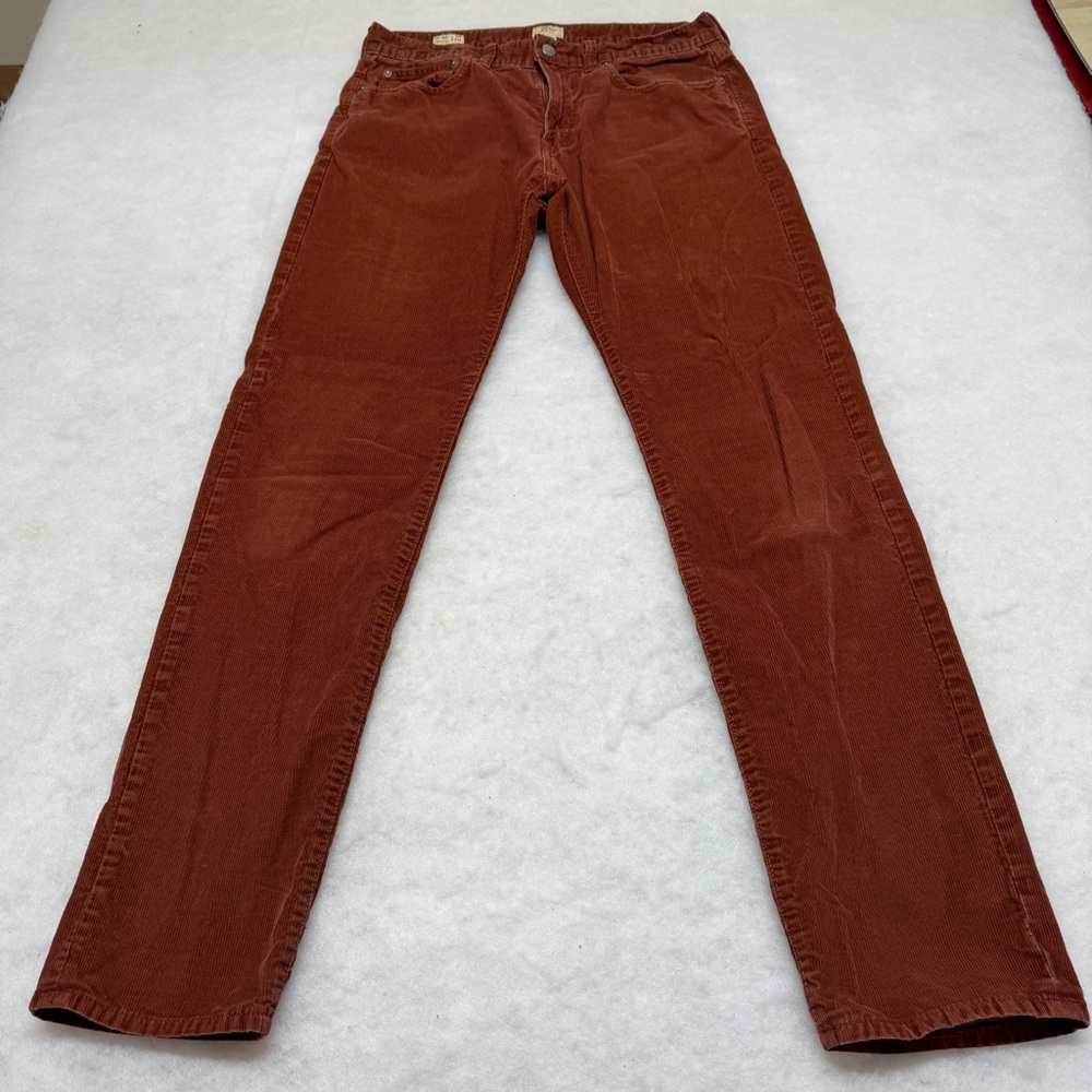 J Crew  Style 770  32/34 Red Corduroy MSRP$128
